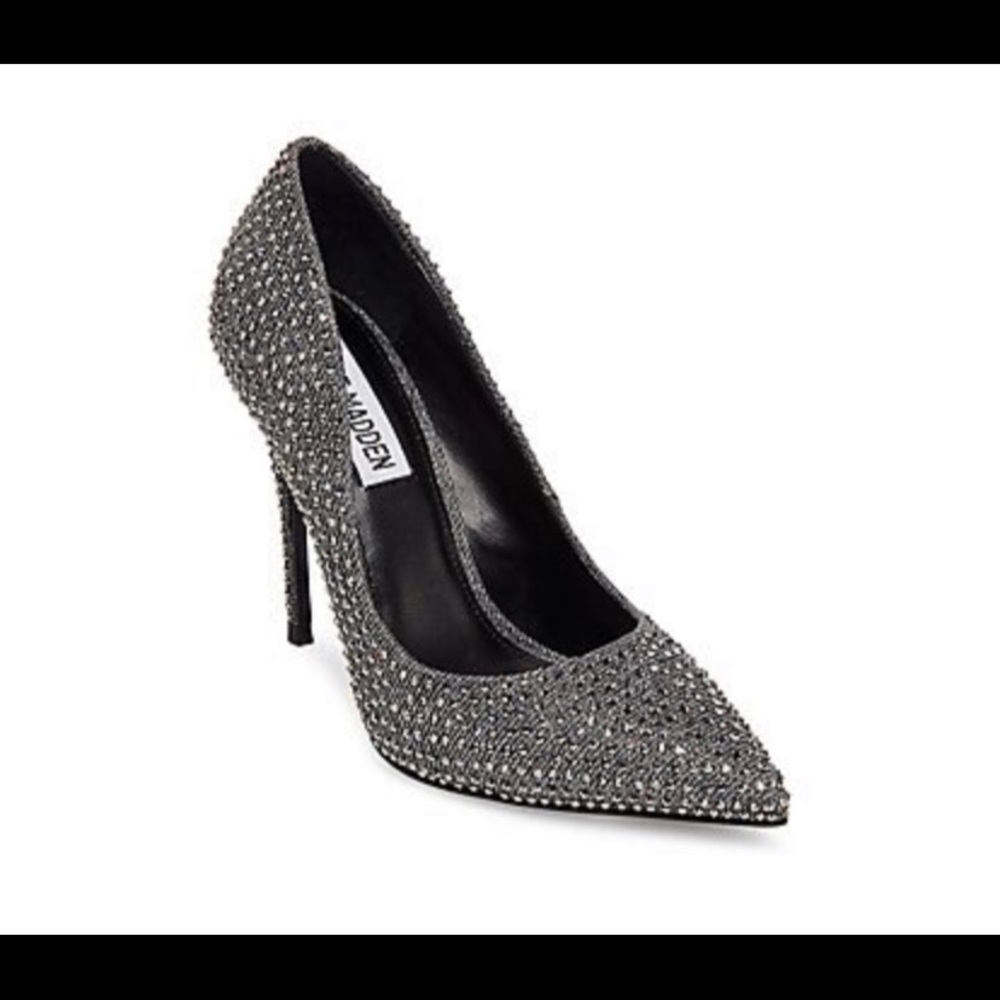 Shoes pumps rhinestone brand new never worn